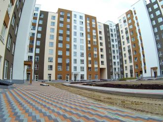 Жовтень 2025 року