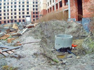 Листопад 2025 року